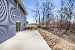 800 Texas Ave NW, Hutchinson, MN 55350 - Photo 23