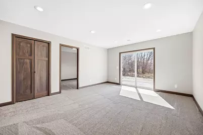 800 Texas Avenue NW, Hutchinson, MN 55350 - Photo 21