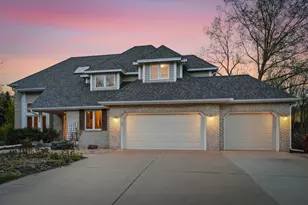 6410 Fox Path, Chanhassen, MN 55317 - Photo 43