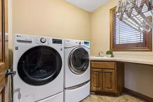 5110 Lexington Ave N, Shoreview, MN 55126 - Photo 27