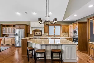 5110 Lexington Ave N, Shoreview, MN 55126 - Photo 17