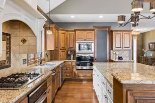 5110 Lexington Ave N, Shoreview, MN 55126 - Photo 19