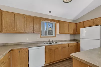 214 Appaloosa Court, Braham, MN 55006 - Photo 5