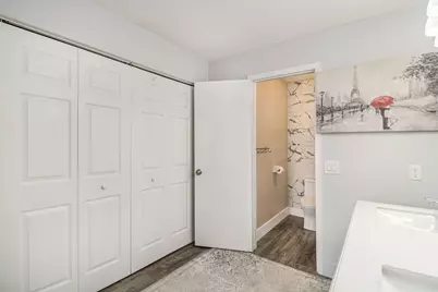 4001 Heritage Hills Drive #304, Bloomington, MN 55437 - Photo 15