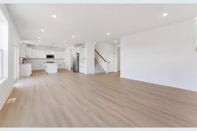 2423 Tyrone Drive, Shakopee, MN 55379 - Photo 5