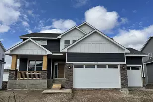 2423 Tyrone Dr, Shakopee, MN 55379 - Photo 1