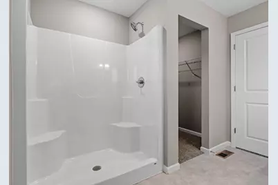 4712 5th Street NE, Saint Cloud, MN 56304 - Photo 11