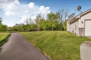 216 Appaloosa Ct, Braham, MN 55006 - Photo 23
