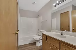 216 Appaloosa Ct, Braham, MN 55006 - Photo 21