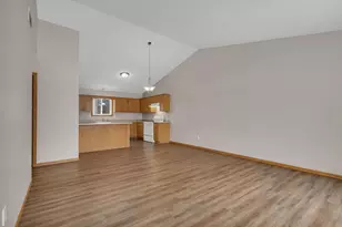 216 Appaloosa Ct, Braham, MN 55006 - Photo 11