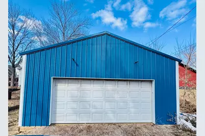 418 Court Avenue N, Sandstone, MN 55072 - Photo 7