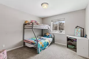 10060 Drake St NW, Coon Rapids, MN 55433 - Photo 23