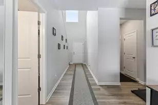 10060 Drake St NW, Coon Rapids, MN 55433 - Photo 15