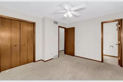 2705 Larch Lane N, Plymouth, MN 55441 - Photo 15