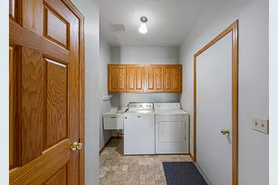 2129 Bard Court, Faribault, MN 55021 - Photo 21