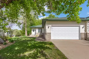 2129 Bard Ct, Faribault, MN 55021 - Photo 3
