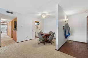 2465 Londin Ln E, Maplewood, MN 55119 - Photo 21