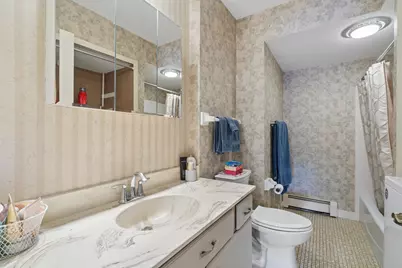 2465 Londin Lane E #401, Maplewood, MN 55119 - Photo 7