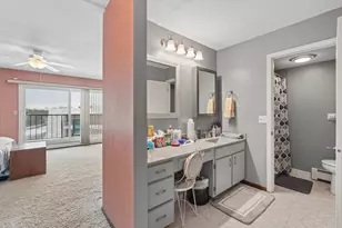 2465 Londin Ln E, Maplewood, MN 55119 - Photo 5