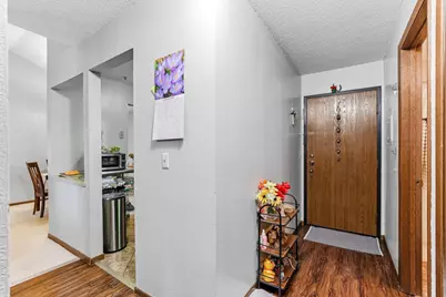 3850 Plymouth Boulevard #323, Plymouth, MN 55446 - Photo 9