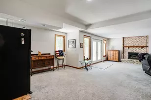 8973 Knoble Ct, Eden Prairie, MN 55347 - Photo 37