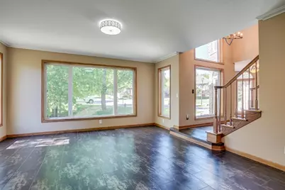 8973 Knoble Court, Eden Prairie, MN 55347 - Photo 9