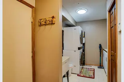 8973 Knoble Court, Eden Prairie, MN 55347 - Photo 21
