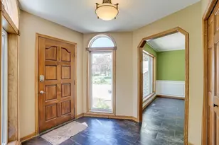8973 Knoble Ct, Eden Prairie, MN 55347 - Photo 7