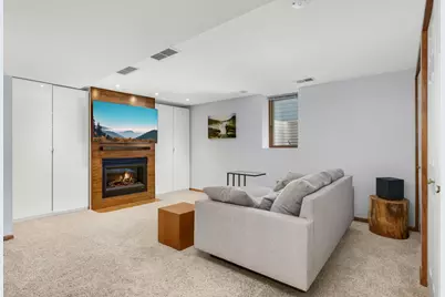 1751 Juliet Avenue, Saint Paul, MN 55105 - Photo 5