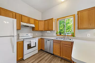 1313 Constitutional Drive, Northfield, MN 55057 - Photo 11
