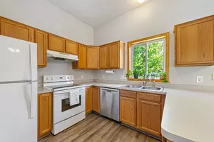 1313 Constitutional Dr, Northfield, MN 55057 - Photo 11
