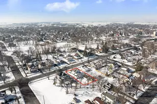 613 4th Ave SE, Waseca, MN 56093 - Photo 9