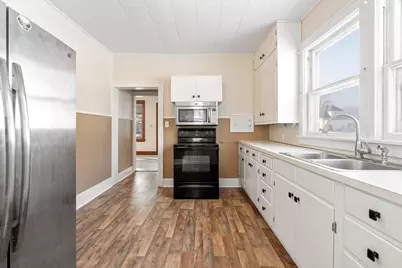 613 4th Avenue SE, Waseca, MN 56093 - Photo 33