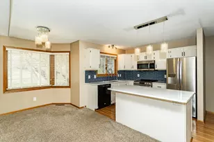 2608 Tuxedo Ln NW, Rochester, MN 55901 - Photo 5