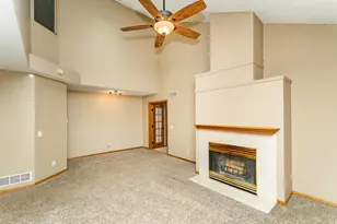 2608 Tuxedo Ln NW, Rochester, MN 55901 - Photo 9