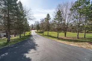 20881 Lake Ridge Dr, Prior Lake, MN 55372 - Photo 3