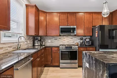 17153 72nd Avenue N #2806, Maple Grove, MN 55311 - Photo 9