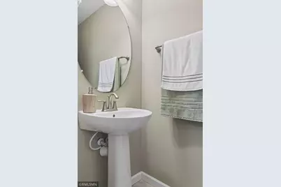 17153 72nd Avenue N #2806, Maple Grove, MN 55311 - Photo 33