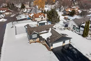 6356 11th St N, Oakdale, MN 55128 - Photo 5