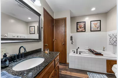 6356 11th Street N, Oakdale, MN 55128 - Photo 37