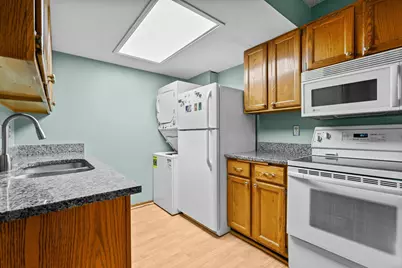 3625 Gettysburg Avenue S #40, Saint Louis Park, MN 55426 - Photo 9