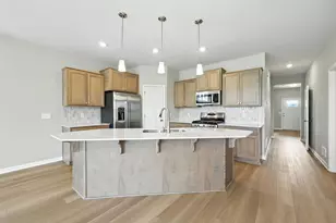 3660 Coral Bell Dr, Shakopee, MN 55379 - Photo 9