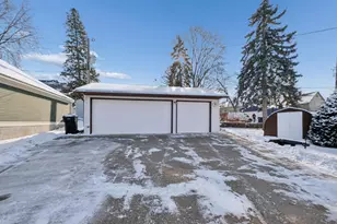 120 4th Ave E, Shakopee, MN 55379 - Photo 33