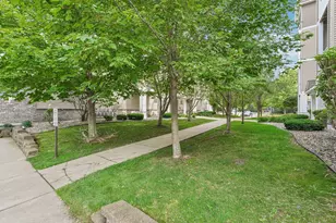 12761 College View Dr, Eden Prairie, MN 55347 - Photo 21