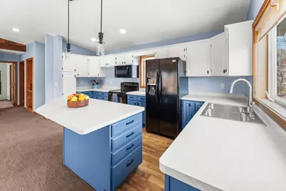 2933 Heatherwood Circle S, Moorhead, MN 56560 - Photo 15