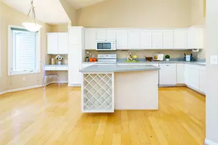 9125 Medley Cir, Golden Valley, MN 55427 - Photo 7