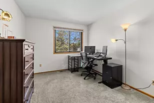 7646 13th St N, Oakdale, MN 55128 - Photo 9