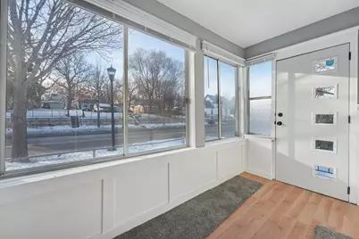 1008 Lowry Avenue N, Minneapolis, MN 55411 - Photo 3