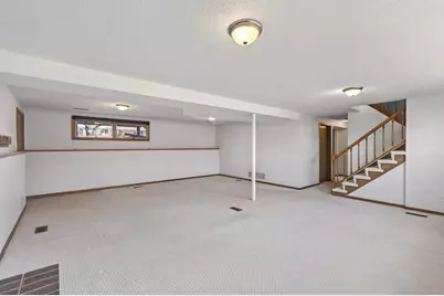 303 Thompson Avenue W, West Saint Paul, MN 55118 - Photo 21