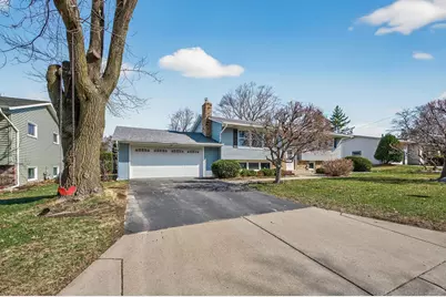 303 Thompson Avenue W, West Saint Paul, MN 55118 - Photo 35